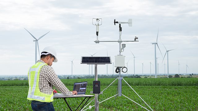 Long Range vs. Short Range Wireless Communications: What's Best for Your  Project?